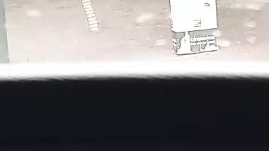 Indian couple get fuck in rain being in the car