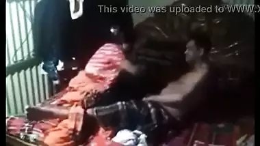 Desi madam ji fucked hardcore his customer when her husband was not at home