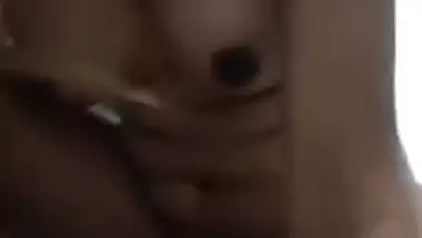 Riding cumload sex with Randi from Vijaywada