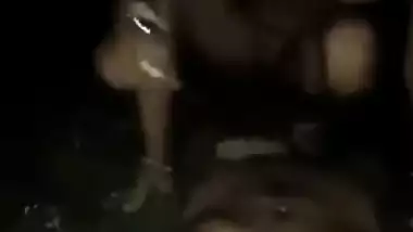 Village XXX whore has pussy fucked by Desi neighbour in the fresh air