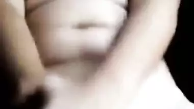 Mayanmar sexy wife show her pussy