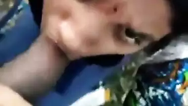 Dehati outdoor cock sucking