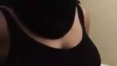Mallu Aunty with shapely boobs