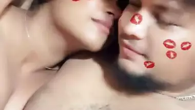 Huge boobs desi GF fucking video with boyfriend