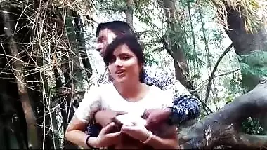 HD Indian porn episode of college legal age teenager cutie Payal outdoors